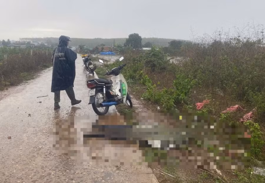 Ông H. bị sét đánh tử vong trên đường đi làm về.