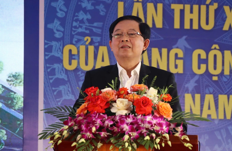 Vice premiärminister Ho Quoc Dung talar vid det första spadtaget. z7229272122469-badda36ea4bcdcfc89096aeb05ef50f9.jpg