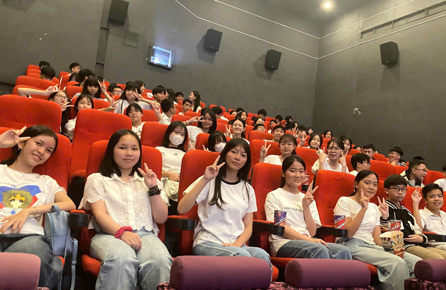 Học sinh hào hứng tham gia. z6996843827863-3ccbaaca1cc4a8356d19ed253cb49ec3.jpg