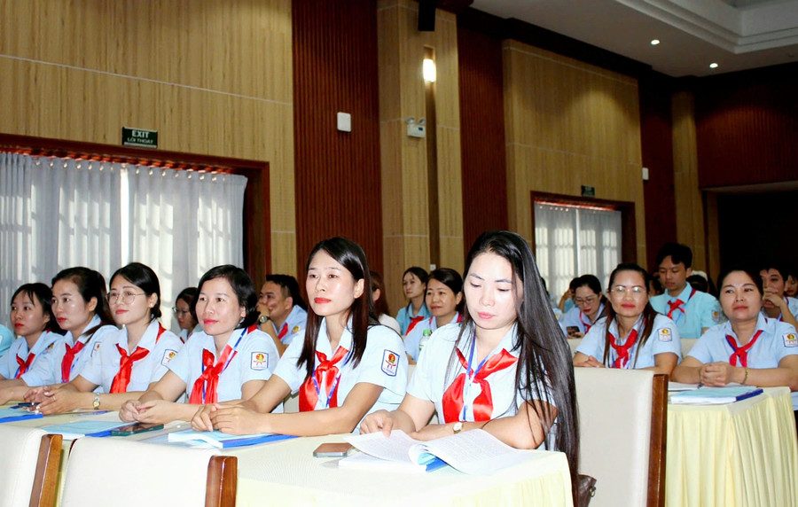 Các trại sinh được đón nhận nhiều nội dung huấn luyện bổ ích. ef0cc0307c27f679af36.jpg