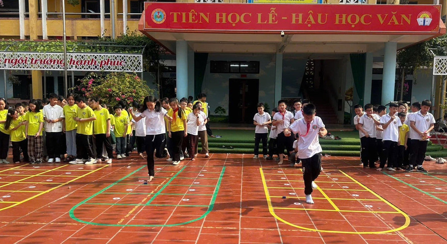 Học trò trường Tiểu học Chi Lăng (phường Lương Văn Tri, tỉnh Lạng Sơn). 