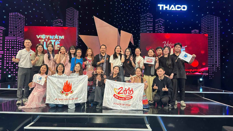 Giàng A Lanh tham gia chương trình “Việc tử tế” của VTV. giang-a-lanh-4.jpg