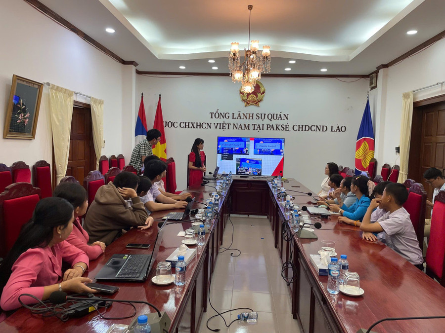 Đoàn công tác của ngành Giáo dục tỉnh Cao Bằng và tỉnh Champasak (Lào) bàn thảo nhiều vấn đề quan trọng. cao-bang-tai-lao-2.jpg