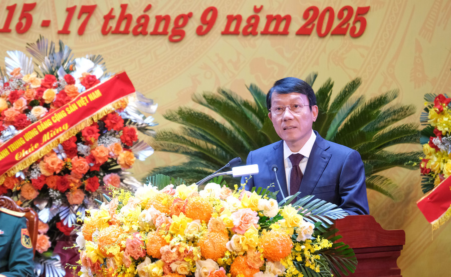 Đại tướng Lương Tam Quang phát biểu chỉ đạo Đại hội. dai-tuong-luong-tam-quan.jpg