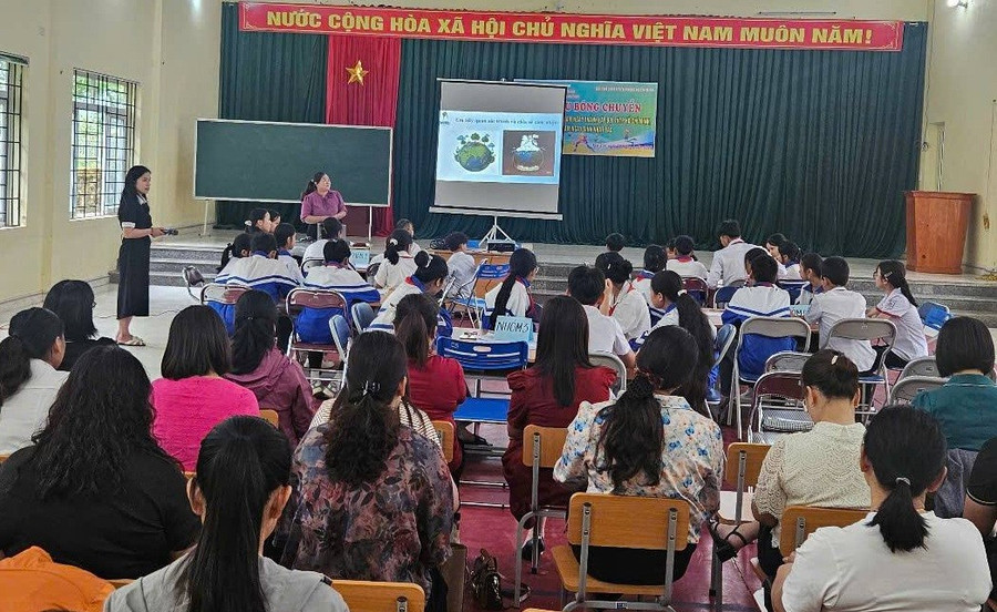 Sở GD&ĐT Cao Bằng tổ chức tập huấn xây dựng mô hình trường học an toàn. 