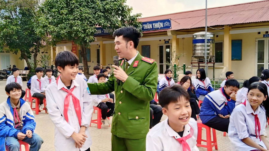 Các trường học ở Phục Hòa đặc biệt quan tâm giáo dục pháp luật, kỹ năng sống cho học sinh.