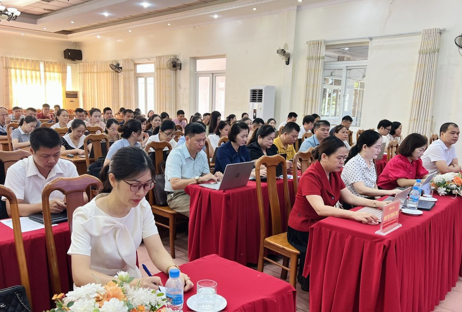 Các học viên tham dự lớp tập huấn. Ảnh: T.H