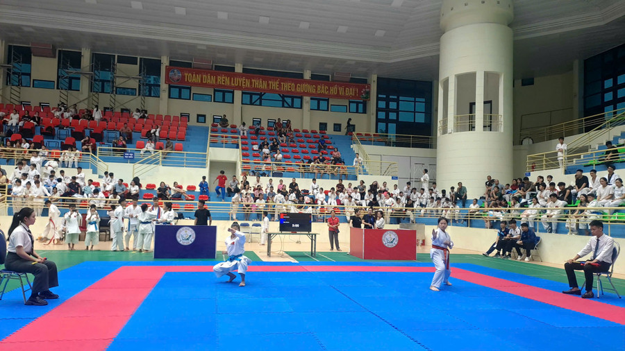 Các VĐV thi đấu tại Giải CLB Taekwondo, Karate, Vovinam và Võ cổ truyền tỉnh Thái Nguyên năm 2025. 89a657d21a2f9271cb3e.jpg