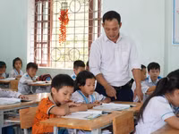Dự thảo chính sách mở rộng cơ hội học tập cho học sinh dân tộc rất ít người