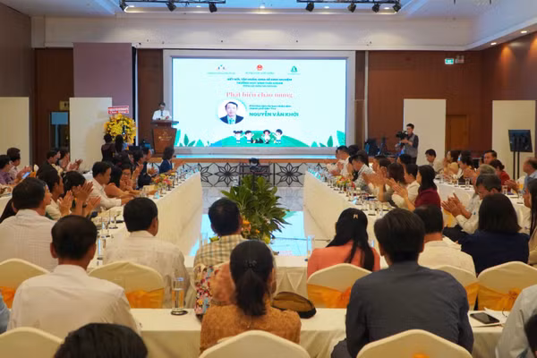 Quang cảnh buổi Hội thảo.