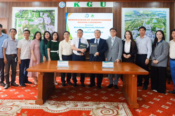 Trường Đại học Kiên Giang ký kết hợp tác toàn diện với Đại học Khoa học Kỹ thuật Côn Sơn.