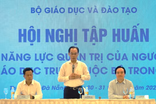 Bộ trưởng Hoàng Minh Sơn phát biểu tại Hội nghị.