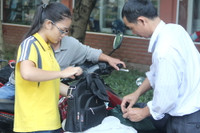 Thí sinh vui vẻ, thoải mái tự tin bước vào buổi thi cuối cùng ảnh 1 Thí sinh vui vẻ, thoải mái tự tin bước vào buổi thi cuối cùng ảnh 1