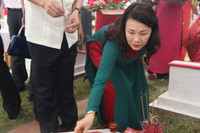 Xúc động tưởng nhớ cô giáo liệt sỹ Bùi Thị Thanh Xuân ảnh 2 Xúc động tưởng nhớ cô giáo liệt sỹ Bùi Thị Thanh Xuân ảnh 2
