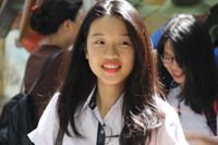  Thí sinh cười vui, tự tin với môn thi đầu tiên ảnh 4