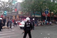 Bạo lực đẫm máu lại xảy ra ở Tân Cương ảnh 2