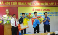 Hà Tĩnh khen thưởng học sinh đoạt huy chương các kỳ thi Olympic quốc tế ảnh 2 Hà Tĩnh khen thưởng học sinh đoạt huy chương các kỳ thi Olympic quốc tế ảnh 2