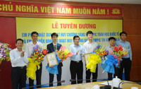 Hà Tĩnh khen thưởng học sinh đoạt huy chương các kỳ thi Olympic quốc tế ảnh 4 Hà Tĩnh khen thưởng học sinh đoạt huy chương các kỳ thi Olympic quốc tế ảnh 4