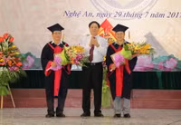 Trường ĐH Sư phạm Kỹ thuật Vinh: Trao bằng cho 34 tân thạc sỹ khóa I ảnh 3