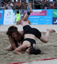 Tuyển đấu vật nữ Việt Nam xuất sắc giành 2 huy chương vàng ảnh 3 Tuyển đấu vật nữ Việt Nam xuất sắc giành 2 huy chương vàng ảnh 3