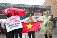 Trung Quốc ngang ngược, kiều bào tiếp tục phản đối ảnh 6