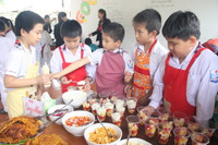 Rèn kỹ năng sống cho học sinh tiểu học bằng trải nghiệm thực tiễn ảnh 3 Rèn kỹ năng sống cho học sinh tiểu học bằng trải nghiệm thực tiễn ảnh 3