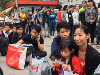 TPHCM: Tiễn 2.500 sinh viên, người lao động nghèo về quê đón Tết ảnh 2