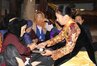 Mừng xuân chúc thọ - nét đẹp văn hóa người Việt ảnh 2 Mừng xuân chúc thọ - nét đẹp văn hóa người Việt ảnh 2