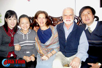 Một gia đình quê Hà Tĩnh có 2 con gái cùng học Đại học Harvard ảnh 1