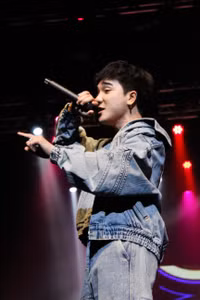 Phiêu cùng âm nhạc với TALES IN TUNE