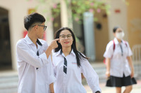 Học sinh THPT Hà Nội hân hoan tựu trường 