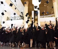 100% sinh viên khóa 3 của Đại học BUV tốt nghiệp ảnh 2