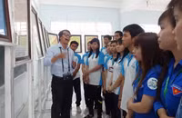 Triển lãm Hoàng Sa - Trường Sa đến với HS, SV Kiên Giang ảnh 2