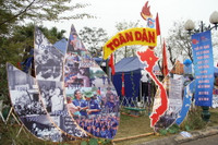 Rực rỡ sắc màu hội trại ảnh 4