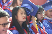 Nét đáng yêu của các tân cử nhân trong ngày nhận Bằng tốt nghiệp ảnh 8