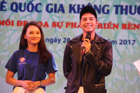 Nàng dâu trong “Sống chung với mẹ chồng” đi bộ kêu gọi mọi người không hút thuốc lá ảnh 2