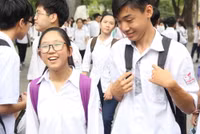 Nụ cười dịu mát trường thi ảnh 3