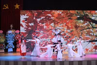 Kỷ niệm 40 năm Khoa Giáo dục Tiểu học: Những giấc mơ trên mây