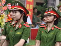 Sinh viên phòng cháy, chữa cháy rắn rỏi trong lễ khai giảng ảnh 3