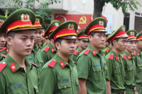 Sinh viên phòng cháy, chữa cháy rắn rỏi trong lễ khai giảng ảnh 4 Sinh viên phòng cháy, chữa cháy rắn rỏi trong lễ khai giảng ảnh 4