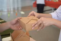 Tấm vé trở về tuổi thơ cùng Cakes for Charity 2024