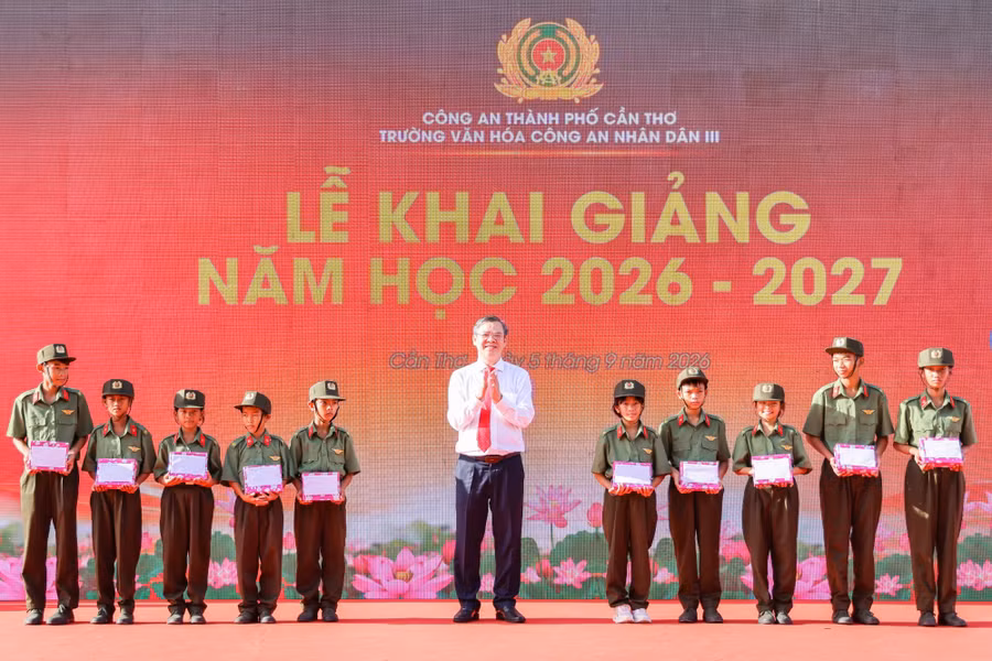 0-0-truong-van-hoa-1.jpg