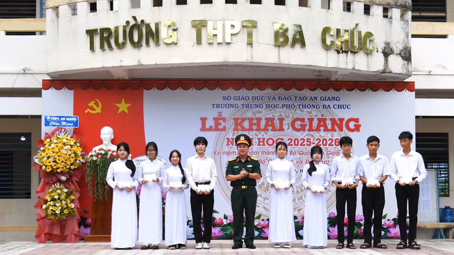 80nam-giao-duc-6.jpg
