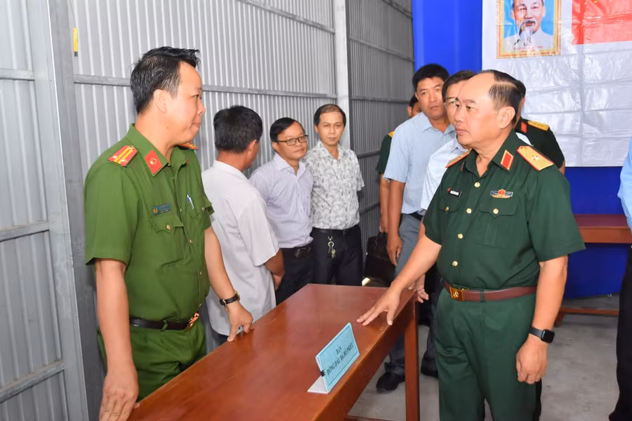 bau-cu-khanh-binh.jpg