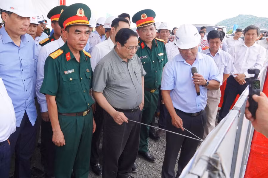 cao-toc-chau-doc.jpg
