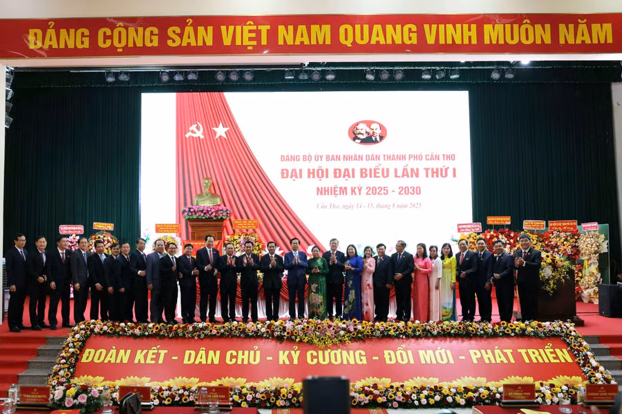 ubnd-can-tho-2.jpg