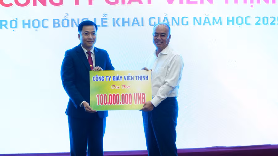 khai-giang-agu7.jpg