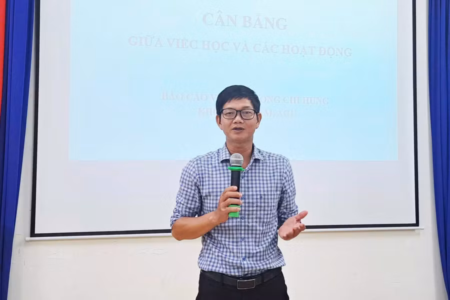 0-sinh-vien-agu-10.jpg