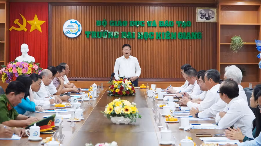 pho-thu-tuong-kien-giang-6.jpg