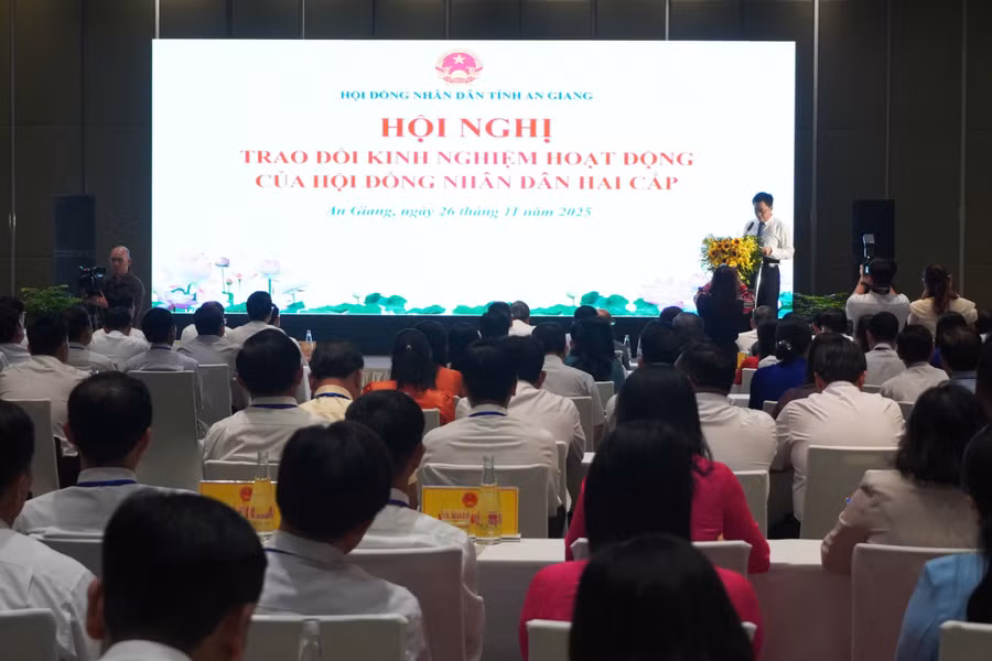 hoi-nghi-hdnd-3.jpg